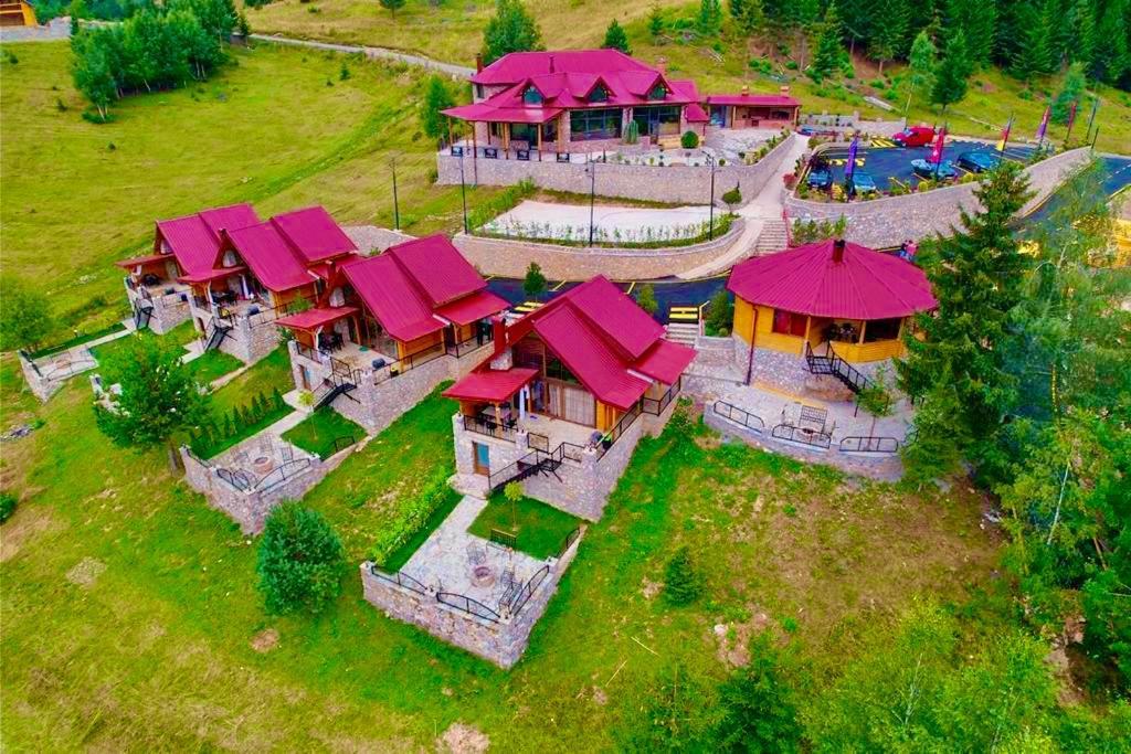 Malesia Eko Resort Peje Buitenkant foto